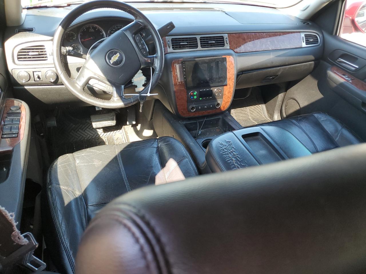 2007 Chevrolet Tahoe - Image 8