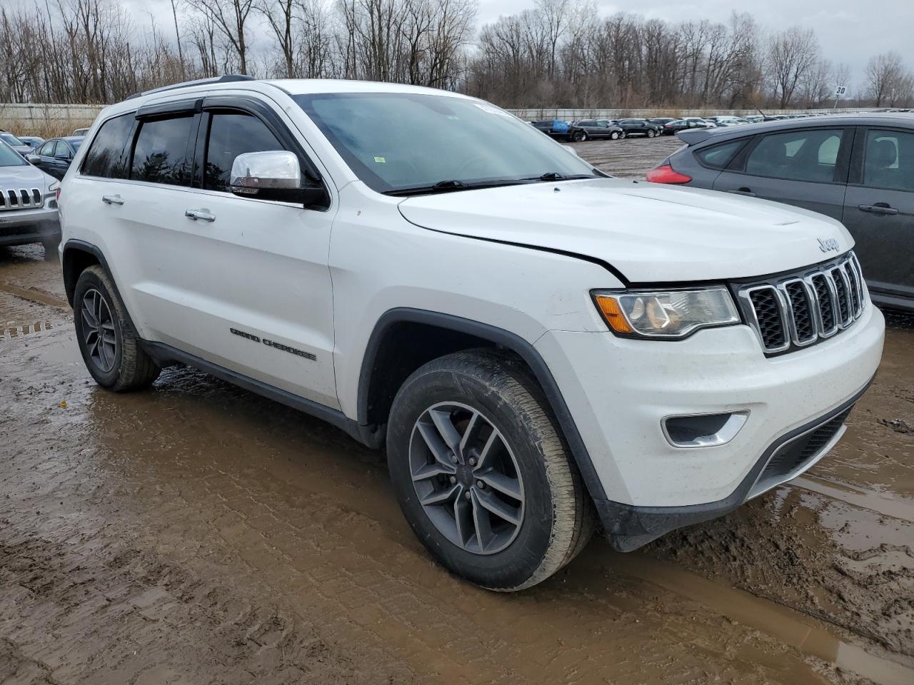 2019 Jeep Grand Cherokee - Image 4