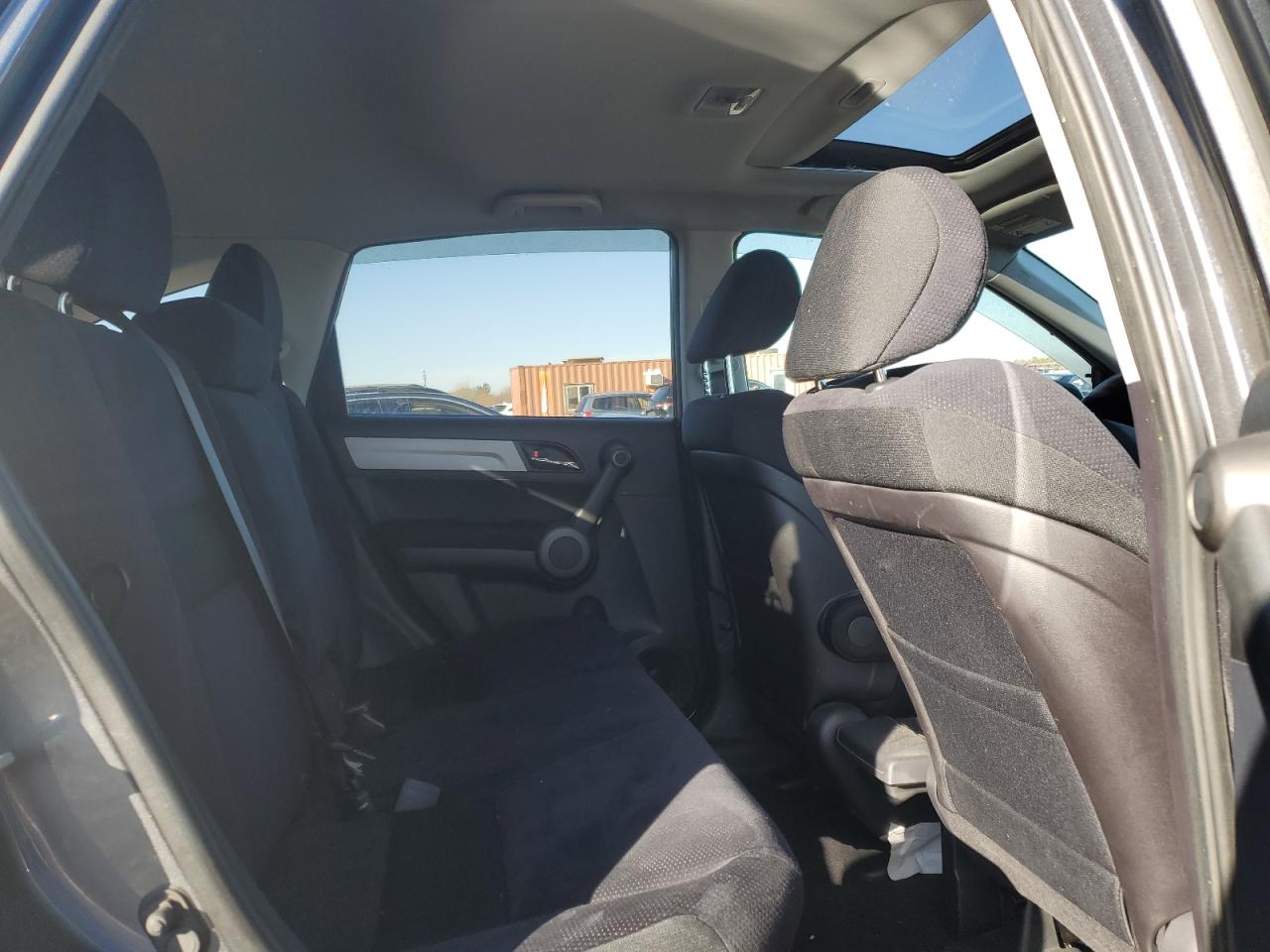 2010 Honda CR-V - Image 11