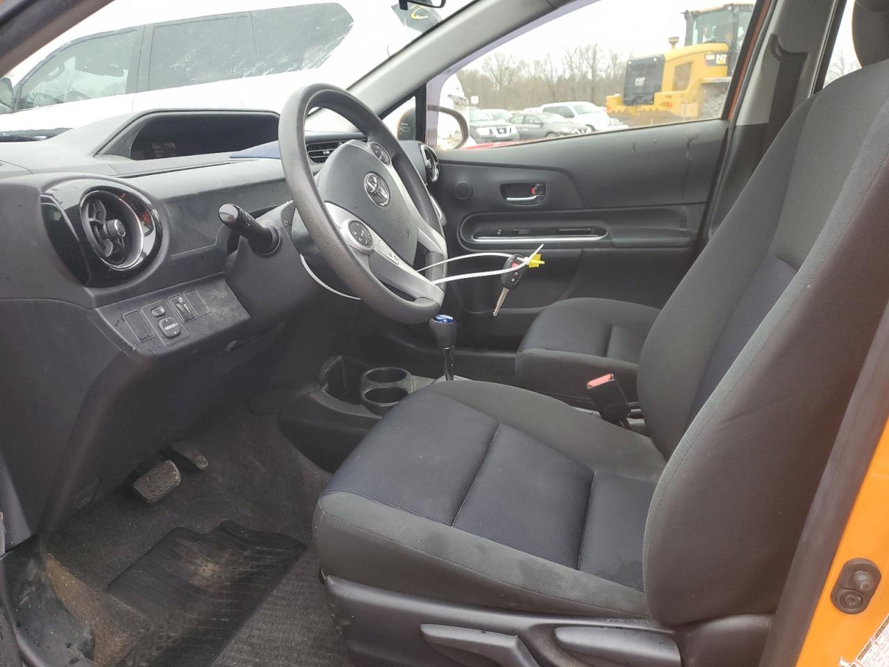 2016 Toyota Prius - Image 7