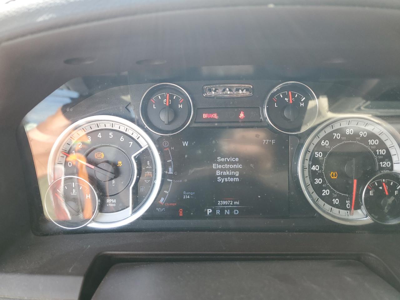 2017 RAM 1500 - Image 9