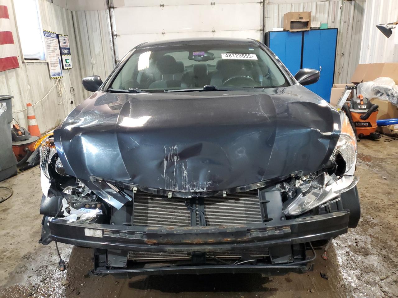 2013 Hyundai Sonata - Image 5