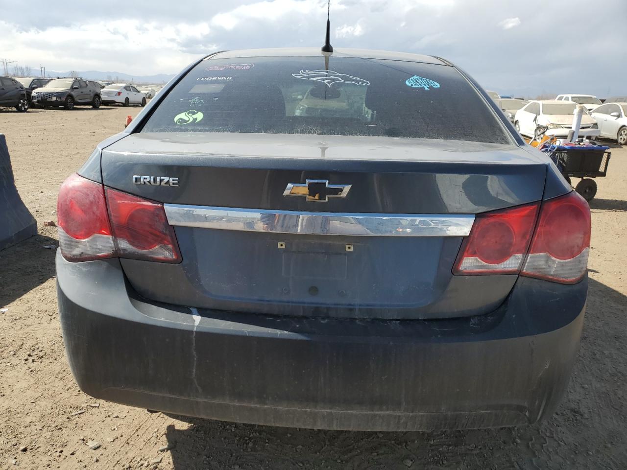 2013 Chevrolet Cruze - Image 6