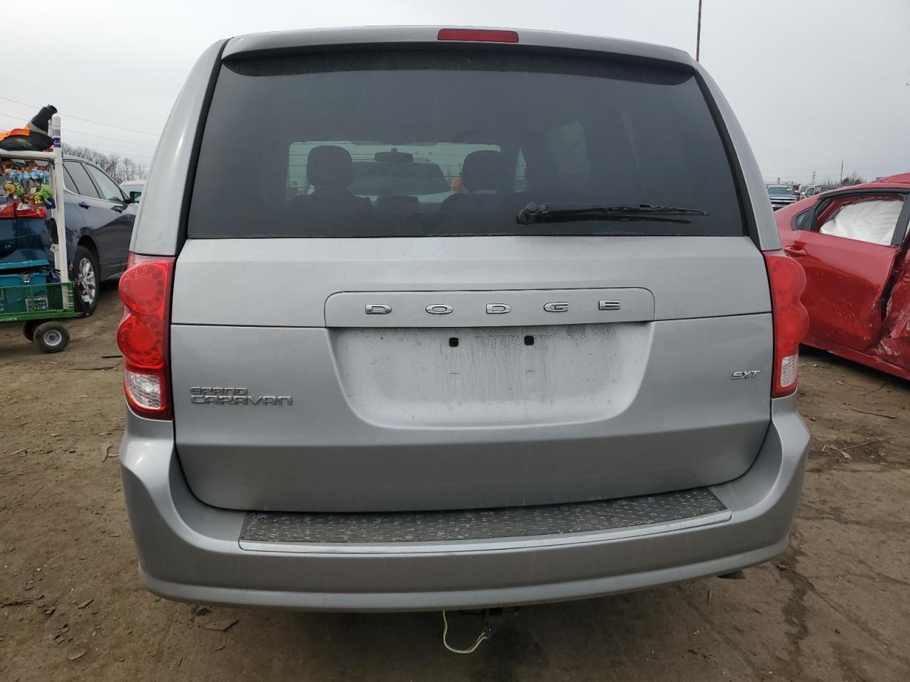 2014 Dodge Caravan - Image 6