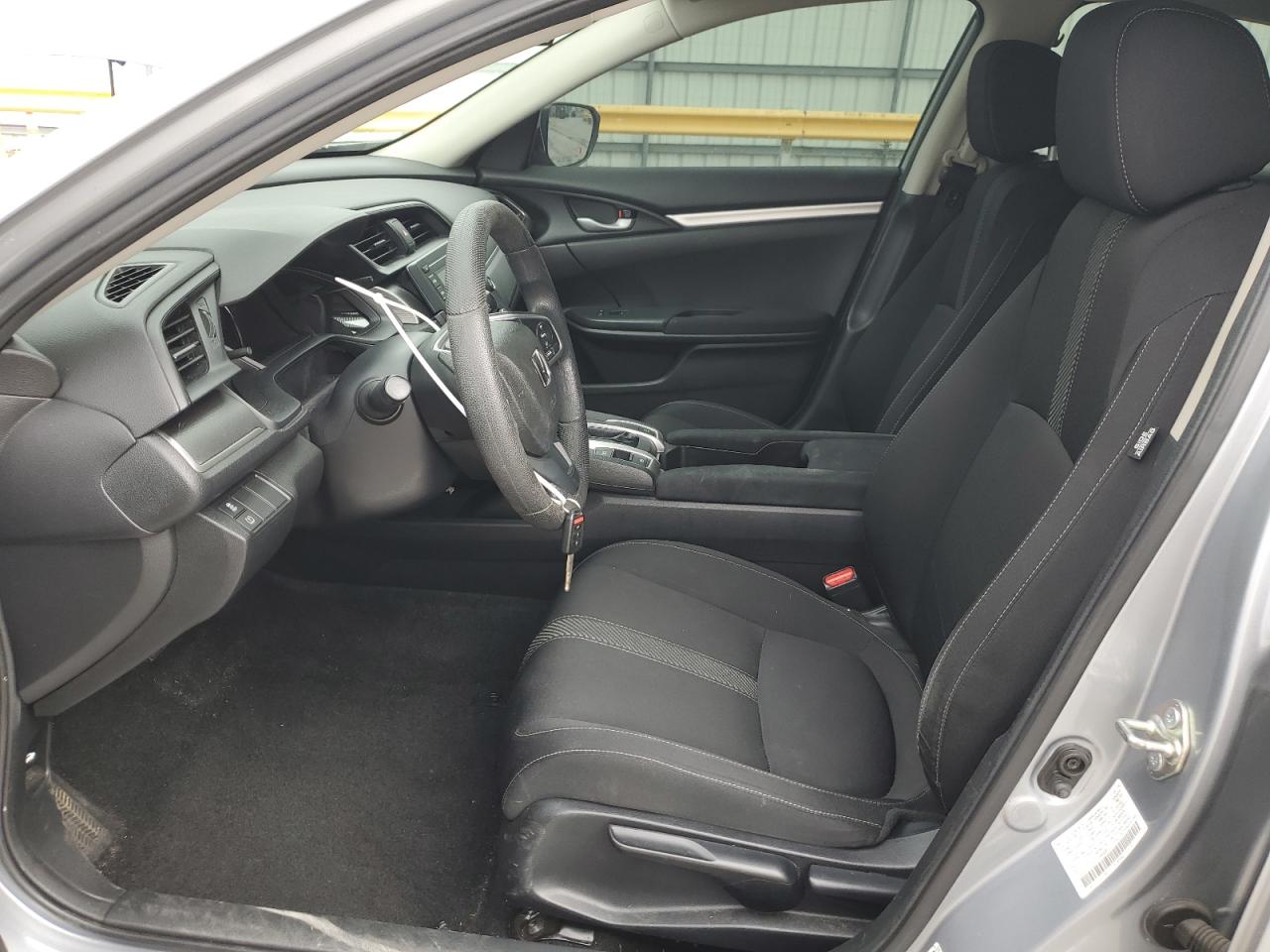 2HGFC2F52JH566689 HONDA CIVIC 2018