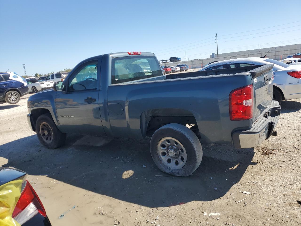 2011 Chevrolet Silverado - Image 2