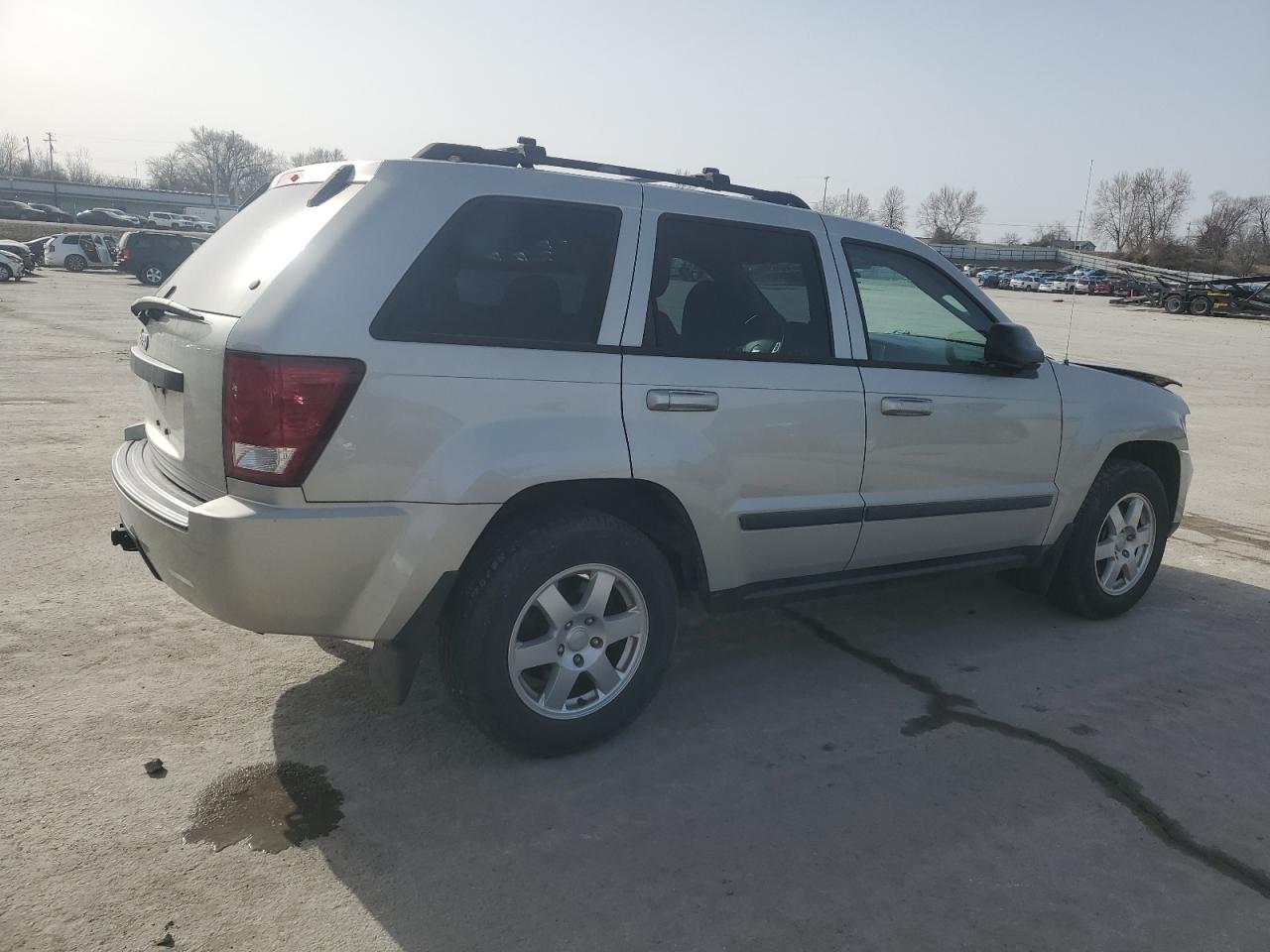 2009 Jeep Grand Cherokee - Image 3