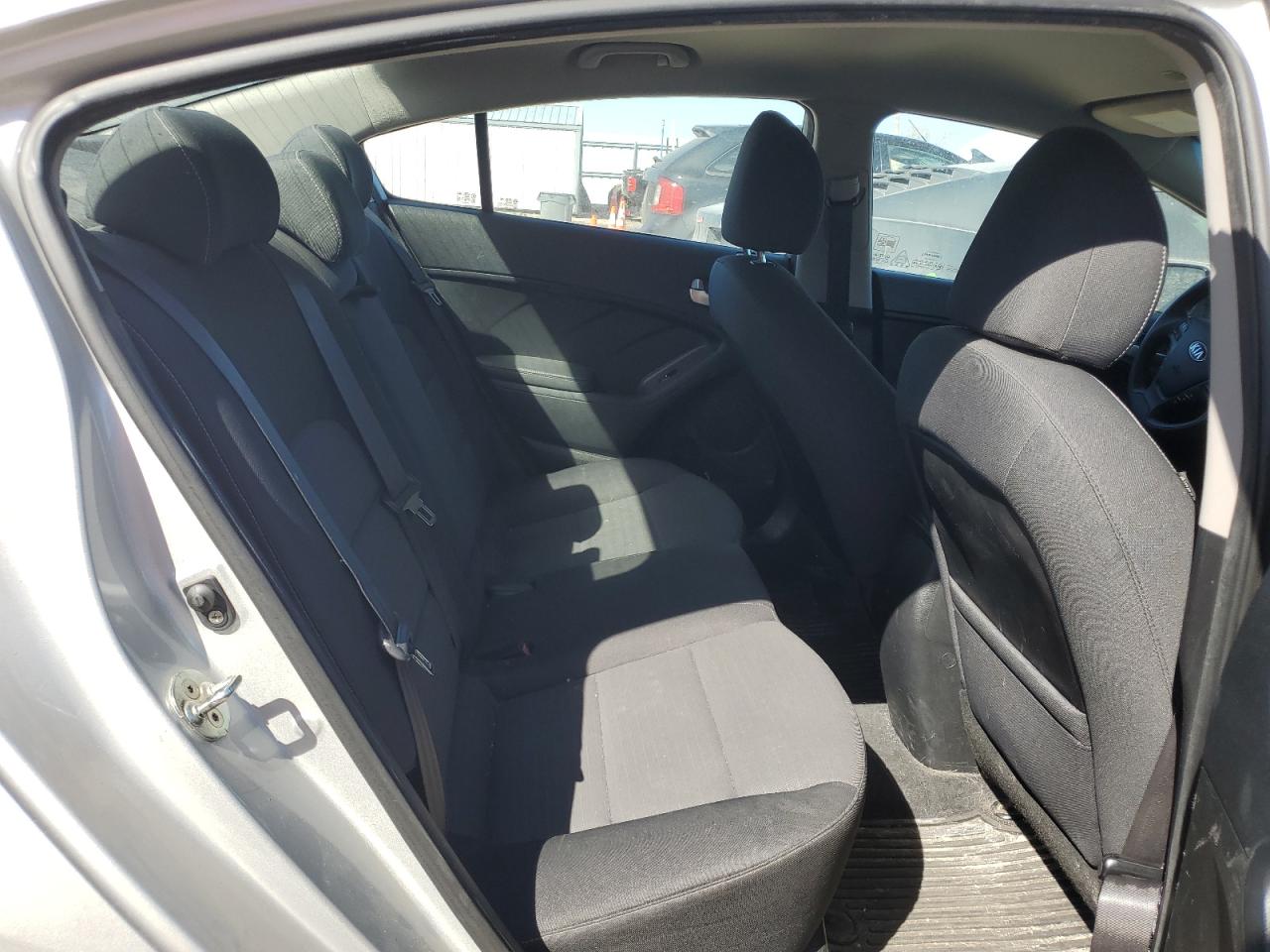 2018 Kia Forte - Image 10