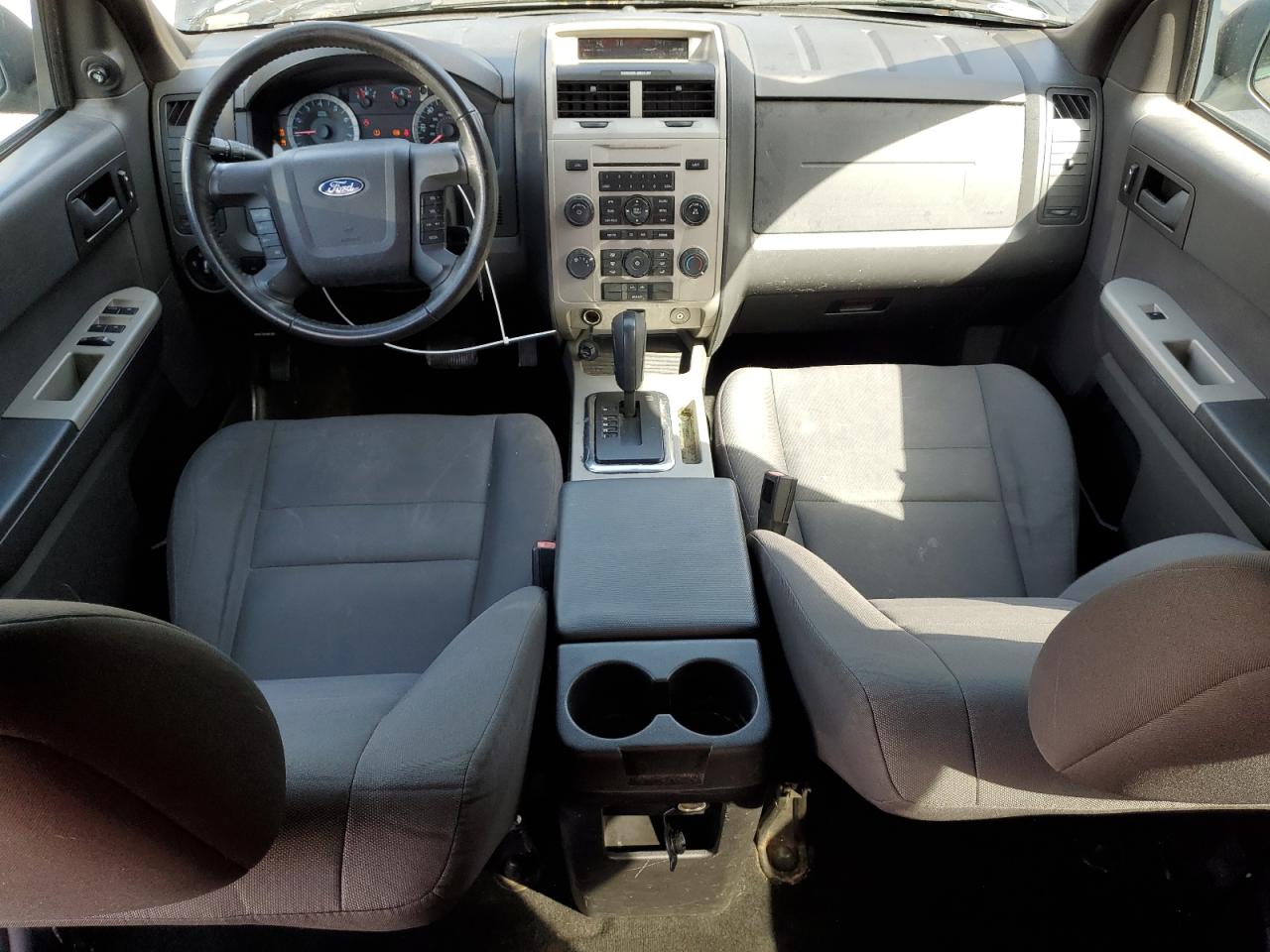 2011 Ford Escape - Image 8