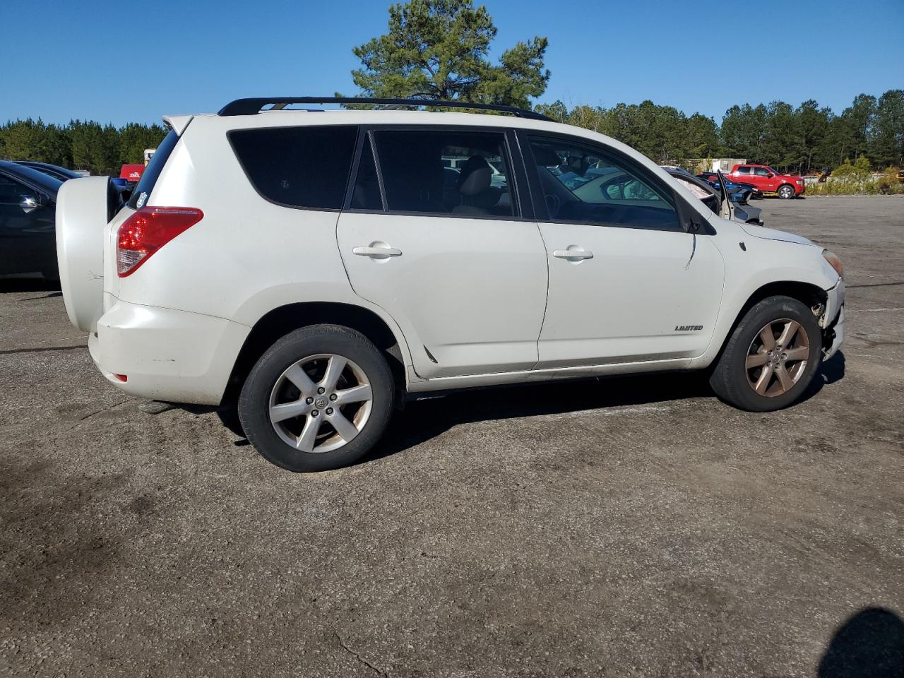 2008 Toyota RAV 4 - Image 3