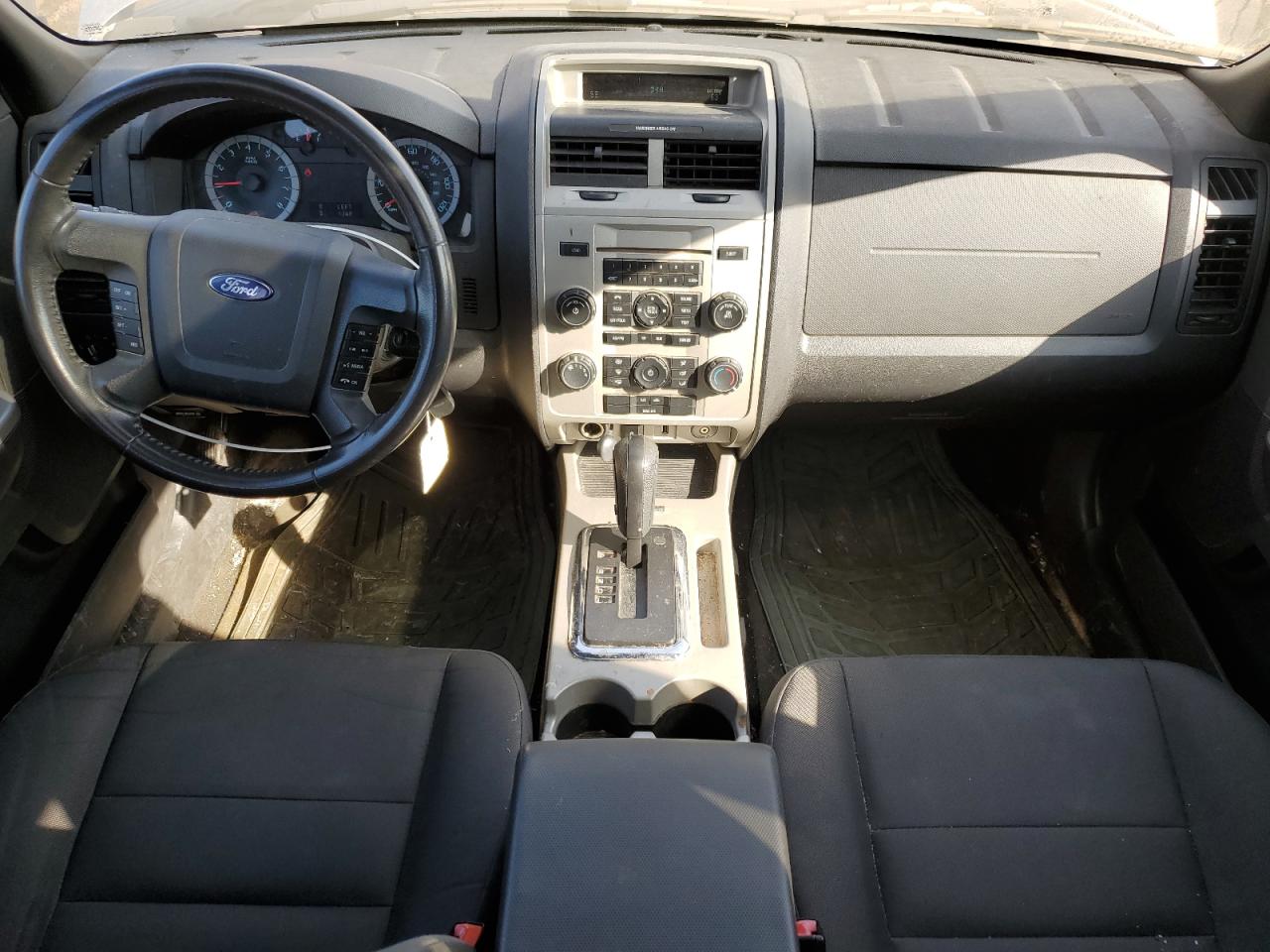 2010 Ford Escape - Image 8