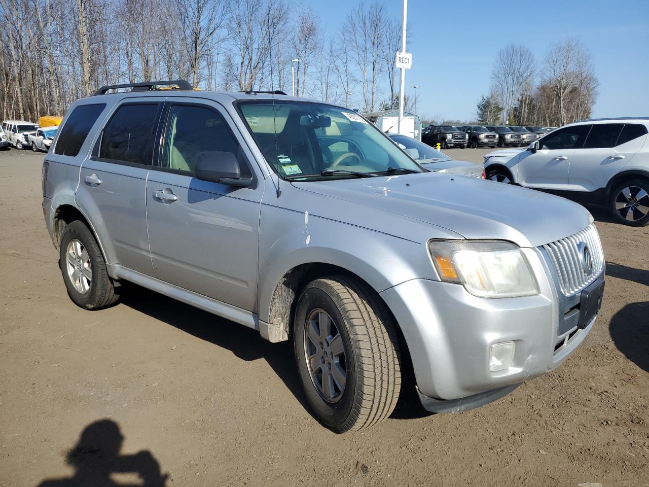 2010 Mercury Mariner - Image 4