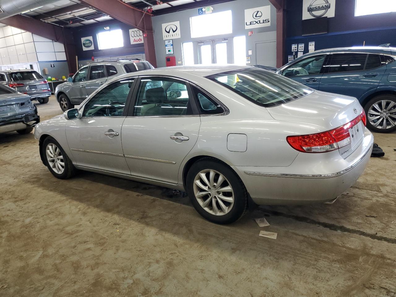 2007 Hyundai Azera - Image 2