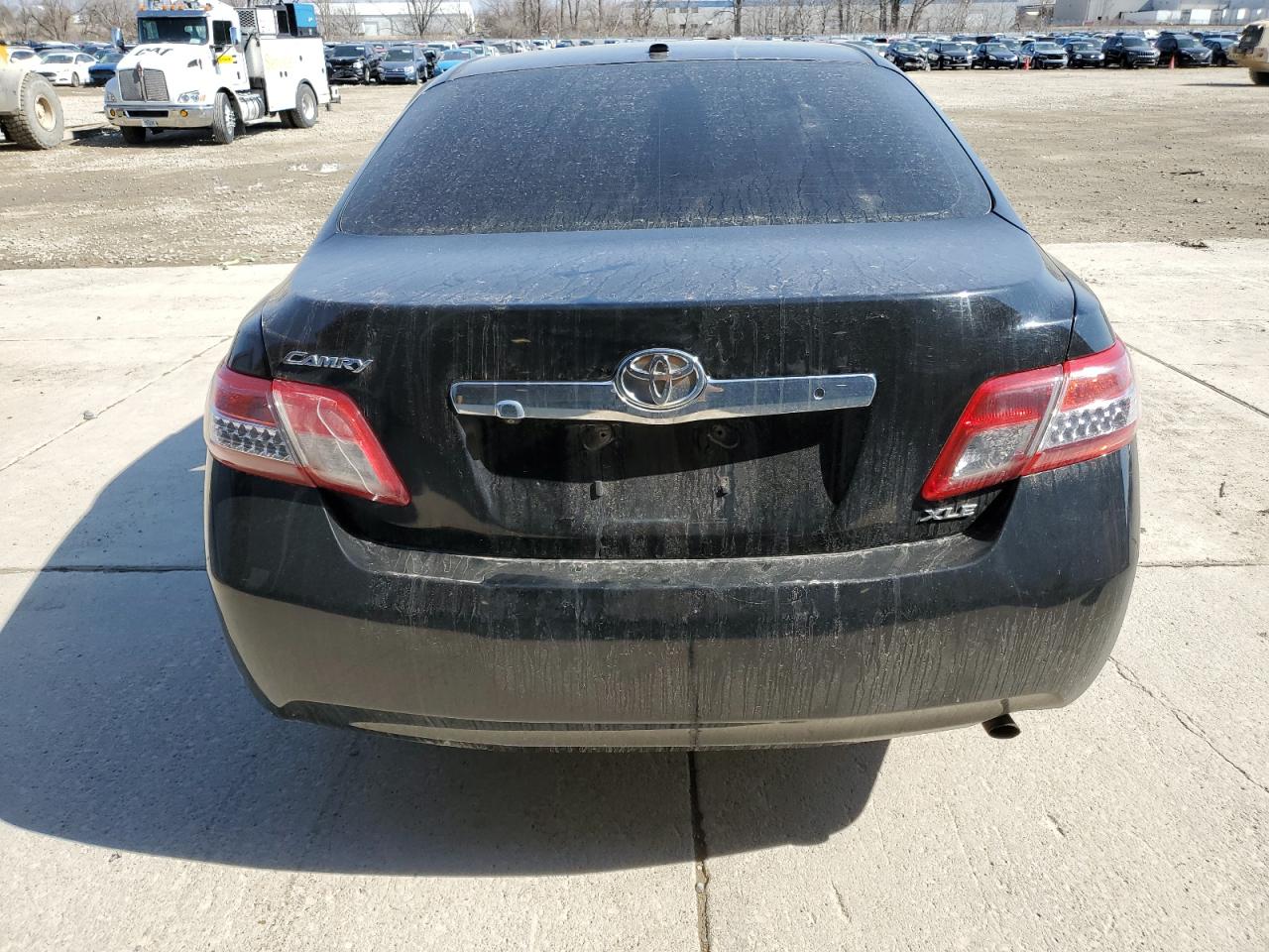 2010 Toyota Camry - Image 6