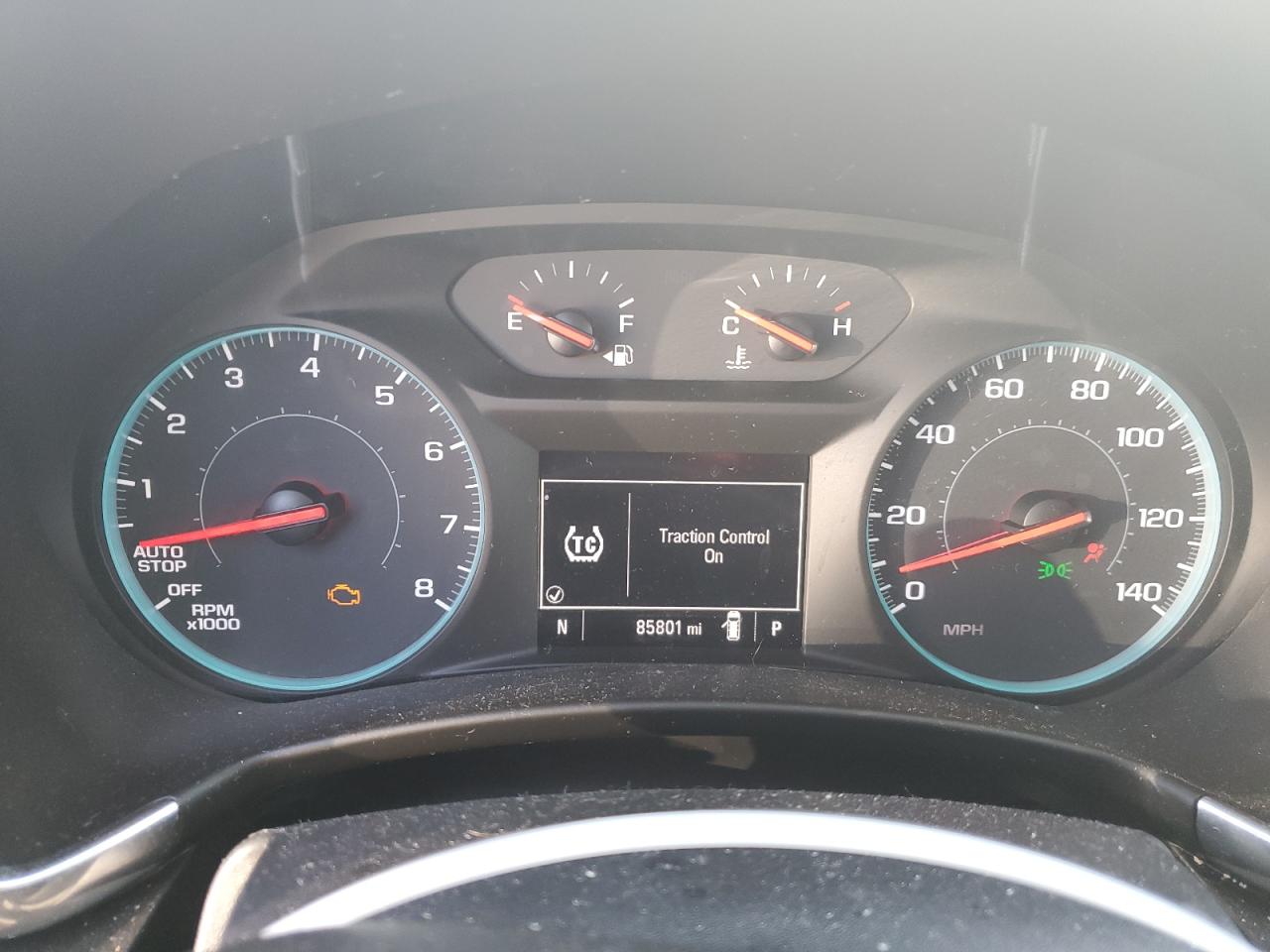 2GNAXREV8J6304590 CHEVROLET EQUINOX 2018