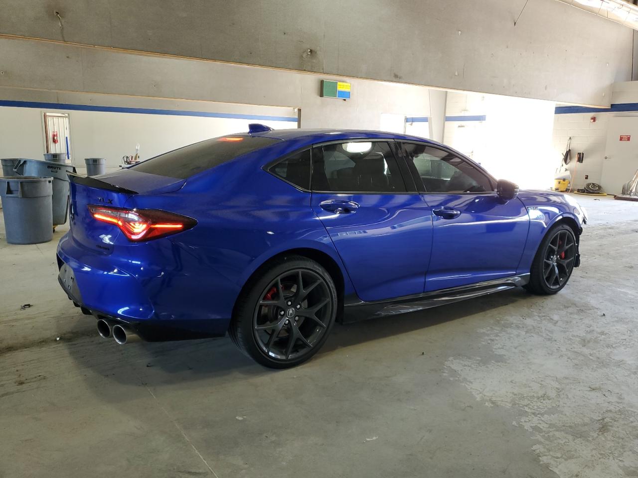 2023 Acura TLX - Image 3