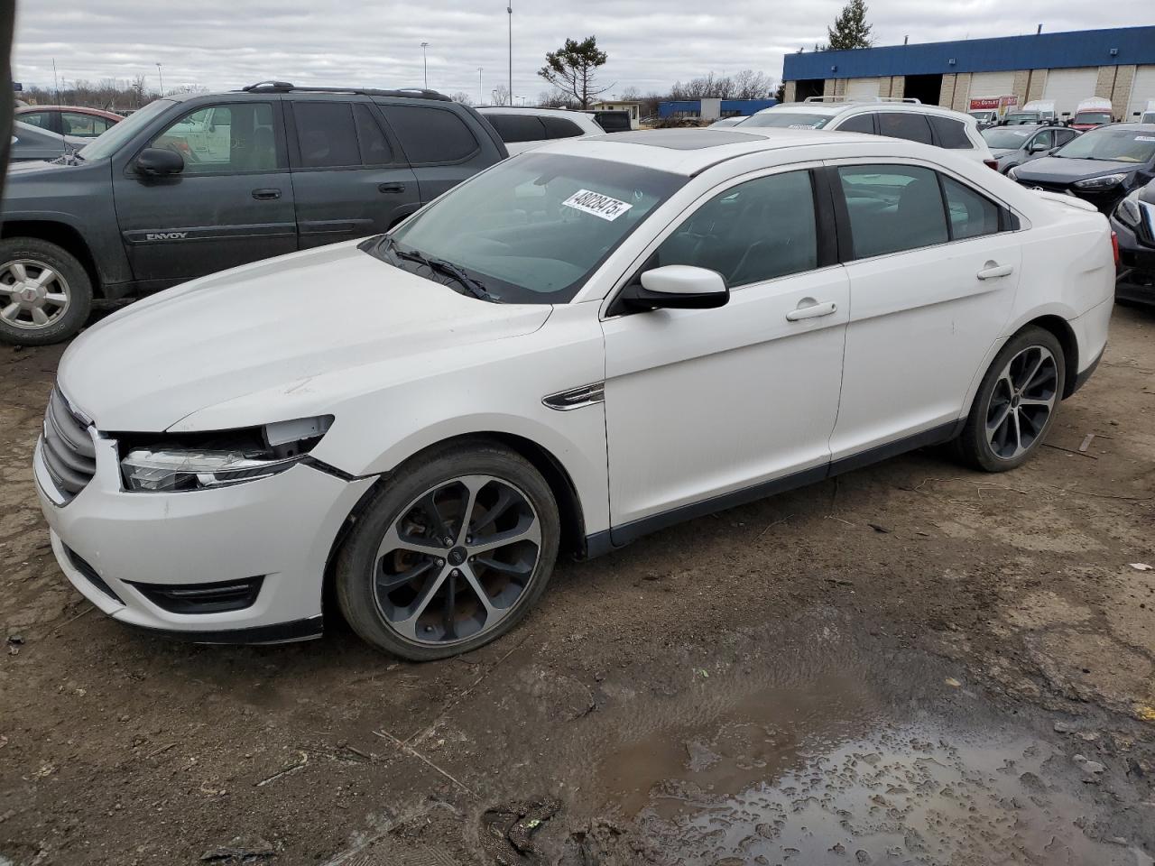 2014 Ford Taurus - Image 1