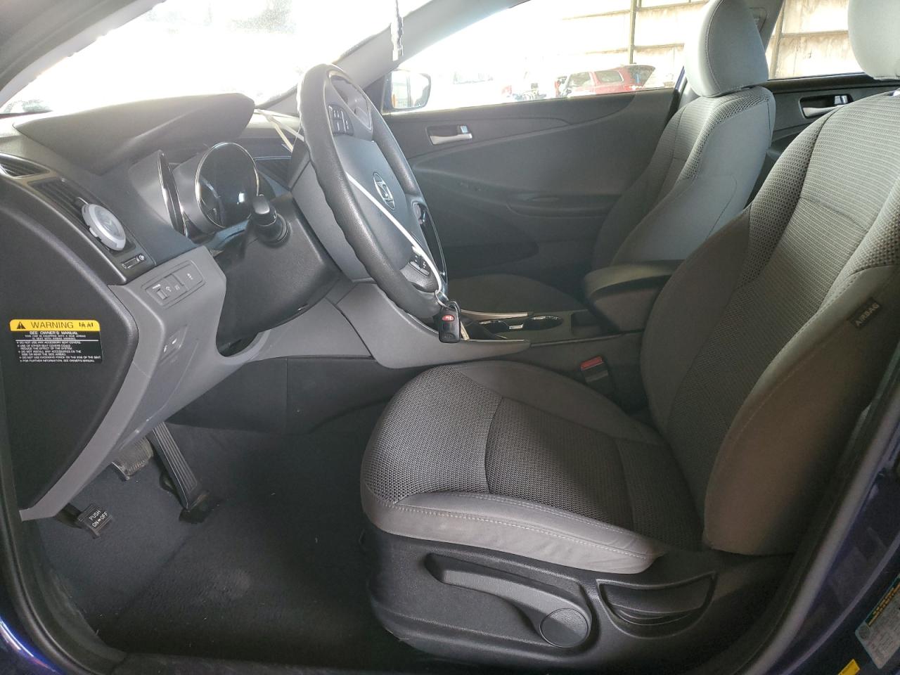 2012 Hyundai Sonata - Image 7