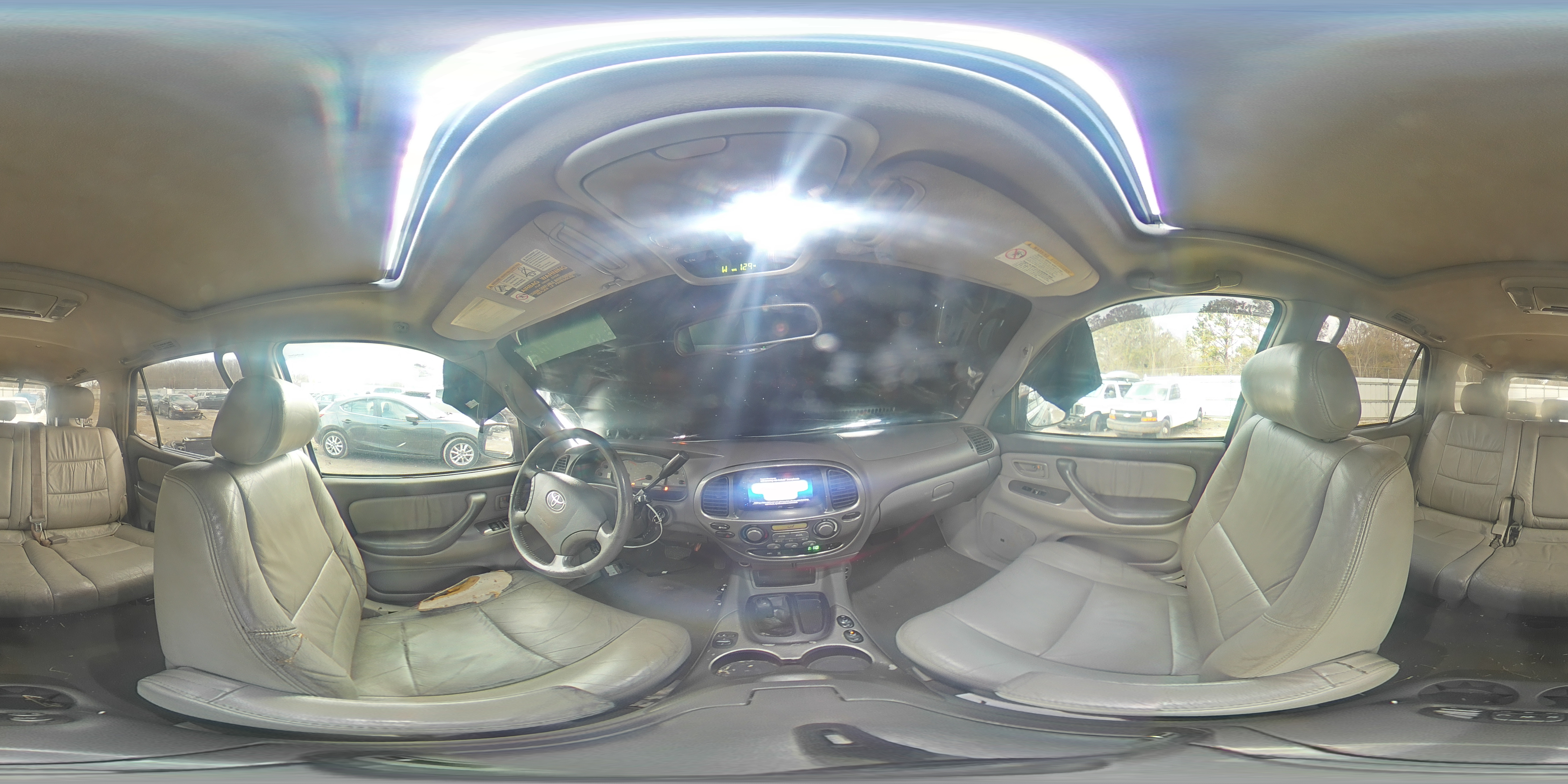 2004 Toyota Sequoia - Image 13