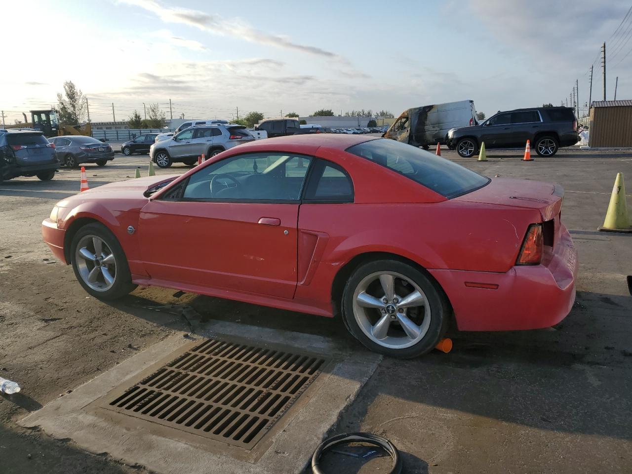 2004 Ford Mustang - Image 2