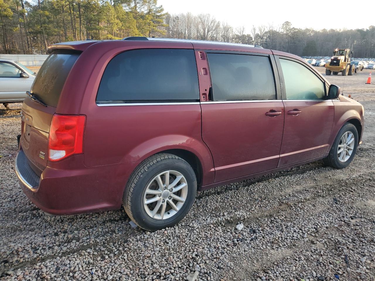2019 Dodge Caravan - Image 3