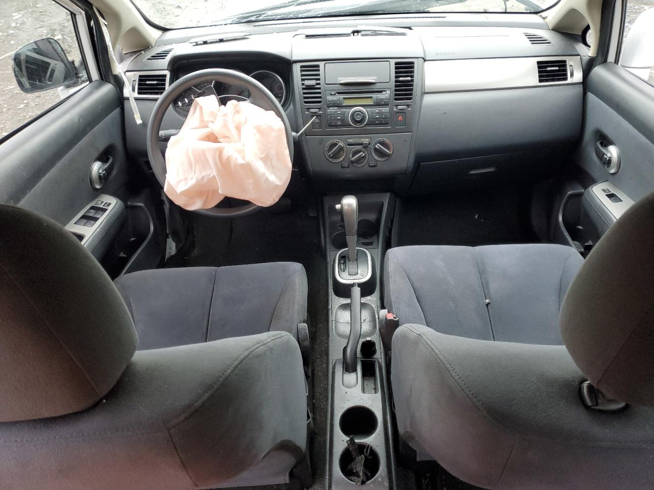 2009 Nissan Versa - Image 8