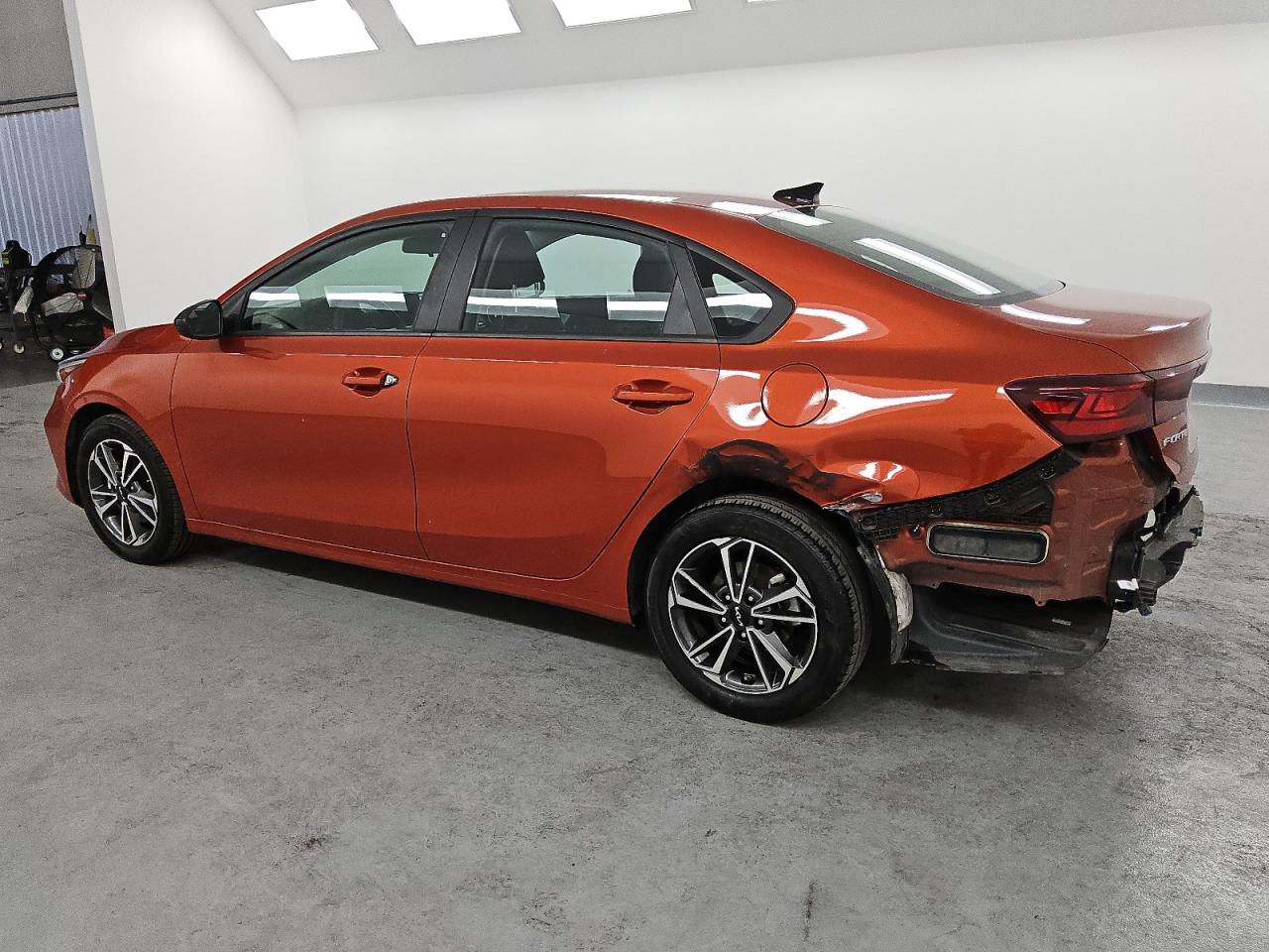 2023 Kia Forte - Image 2