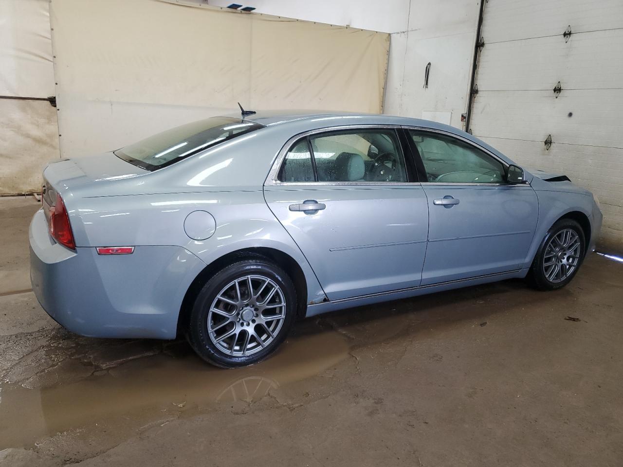 2009 Chevrolet Malibu - Image 3
