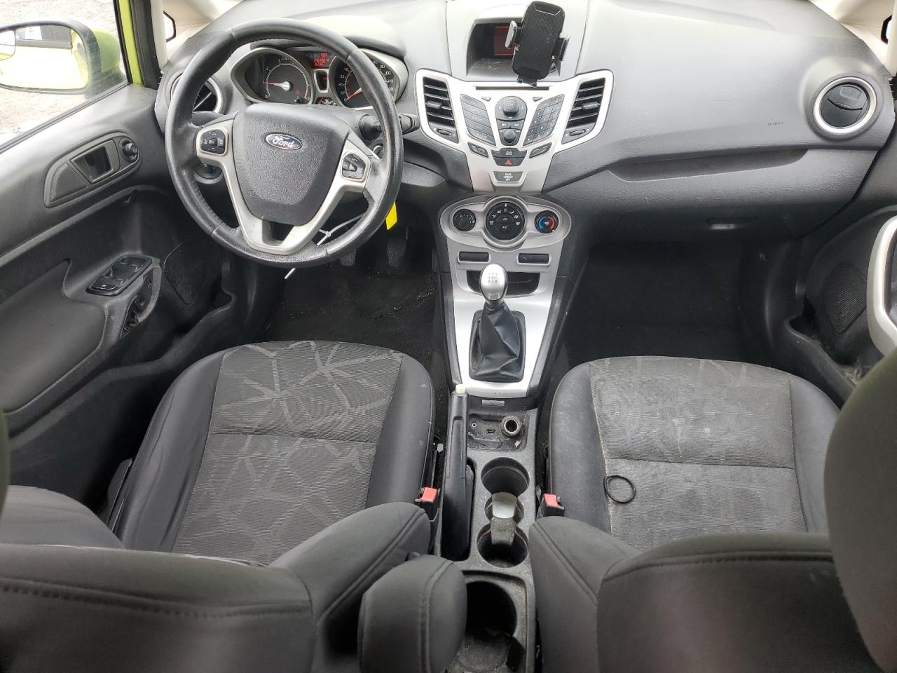 2013 Ford Fiesta - Image 8