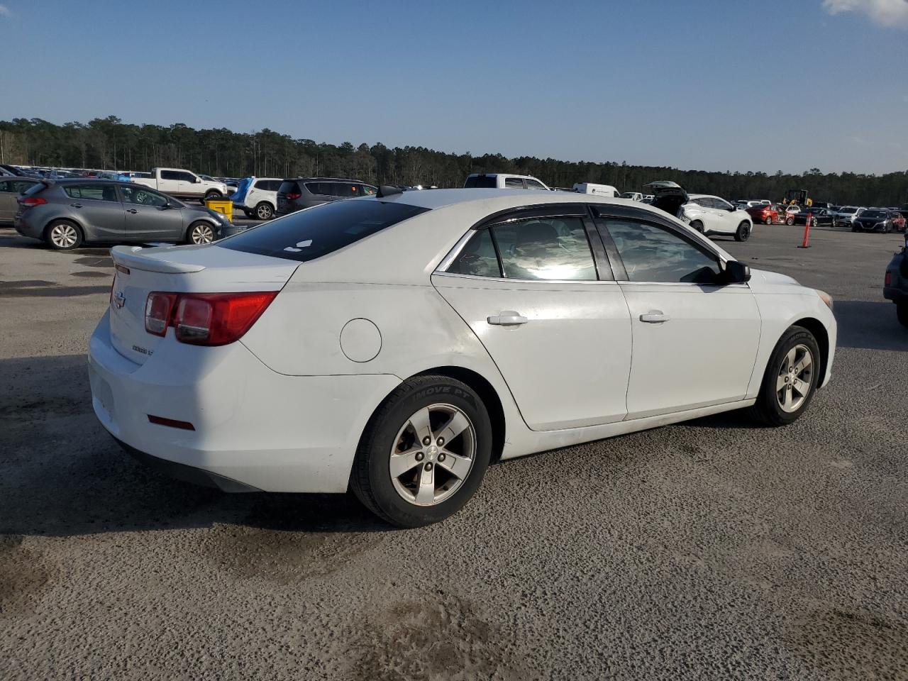 2014 Chevrolet Malibu - Image 3
