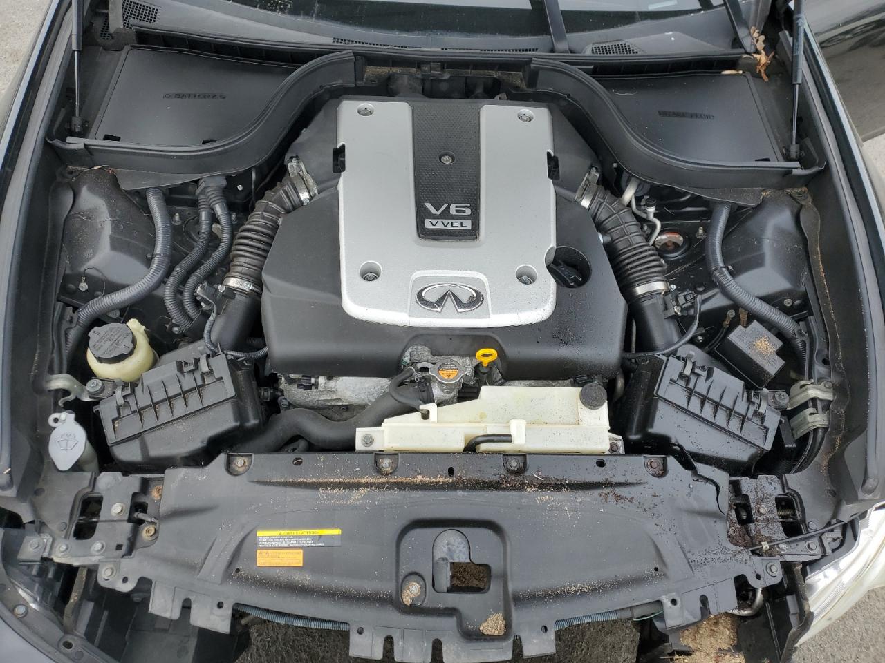 2011 Infiniti G - Image 12