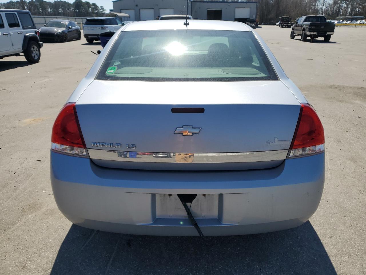 2006 Chevrolet Impala - Image 6