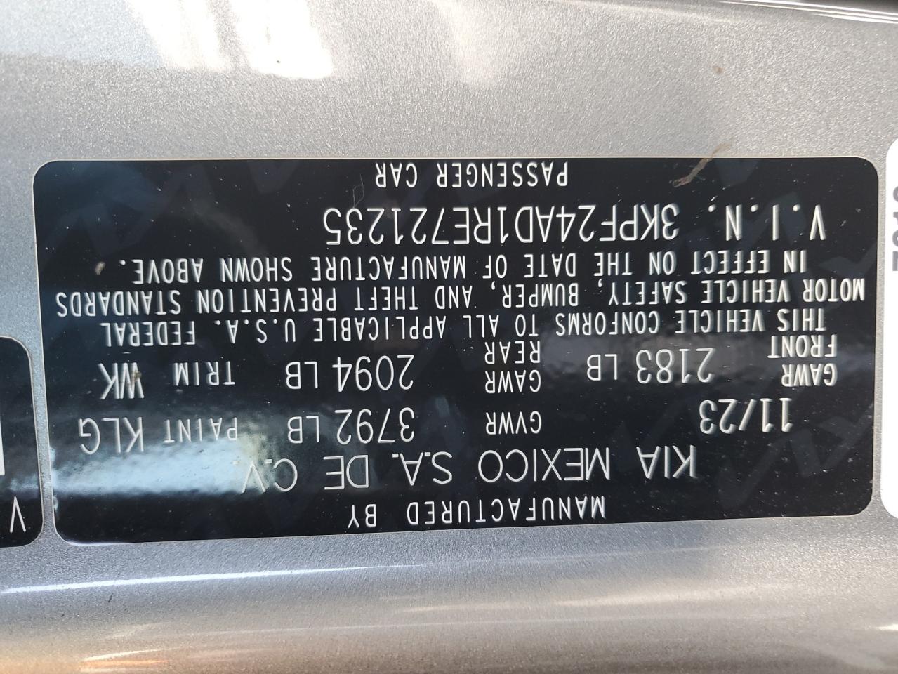 2024 Kia Forte - Image 12