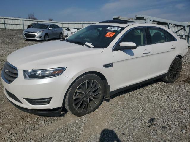 2019 Ford Taurus Sel