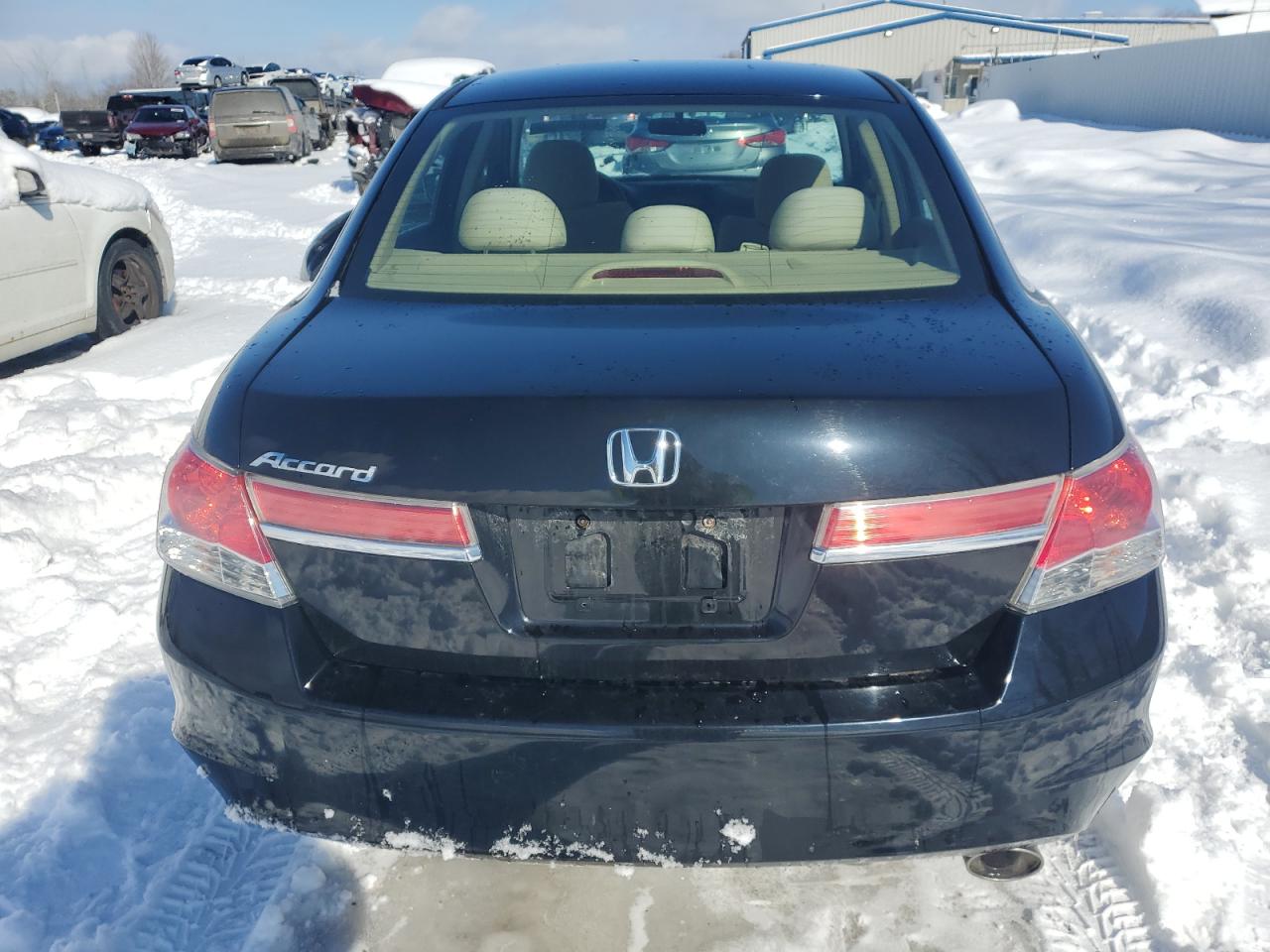 2012 Honda Accord - Image 6