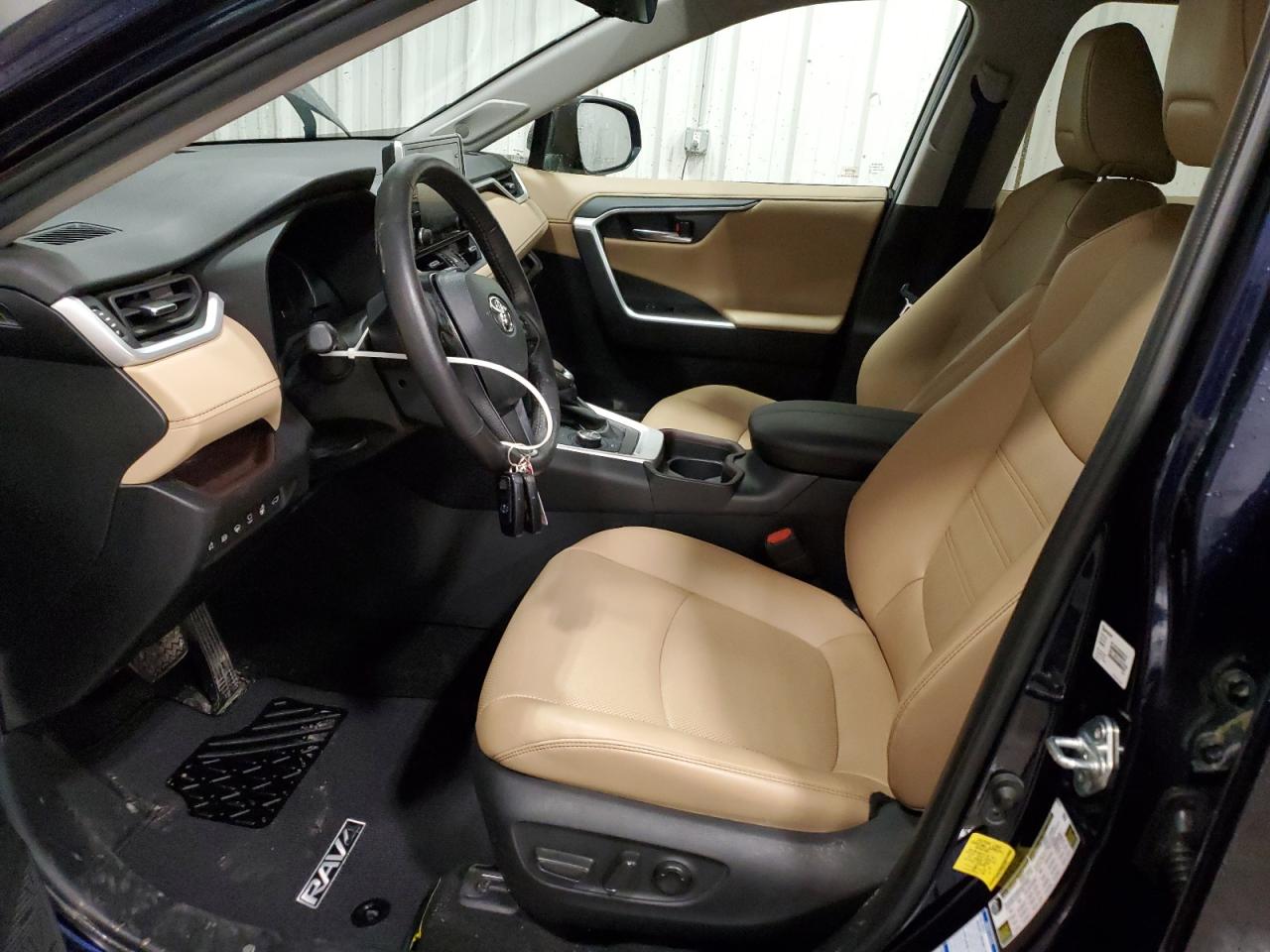 2021 Toyota RAV 4 - Image 7