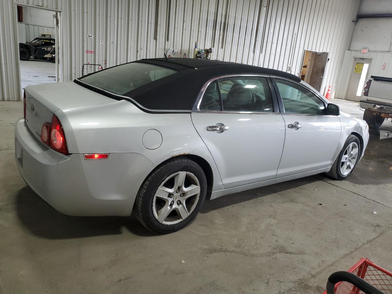 2011 Chevrolet Malibu - Image 3