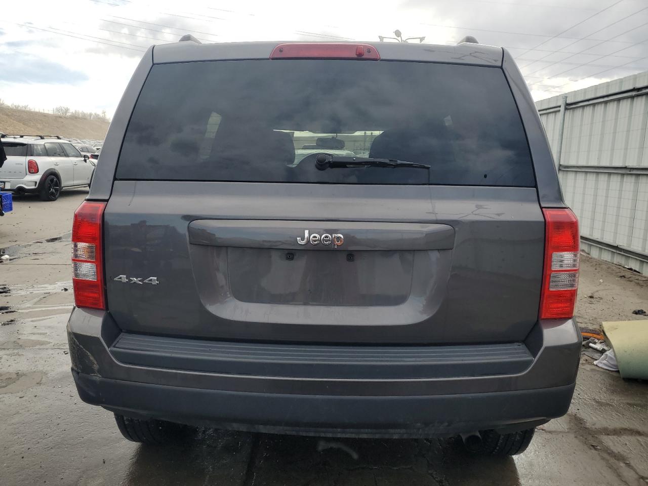 2016 Jeep Liberty (Patriot) - Image 6