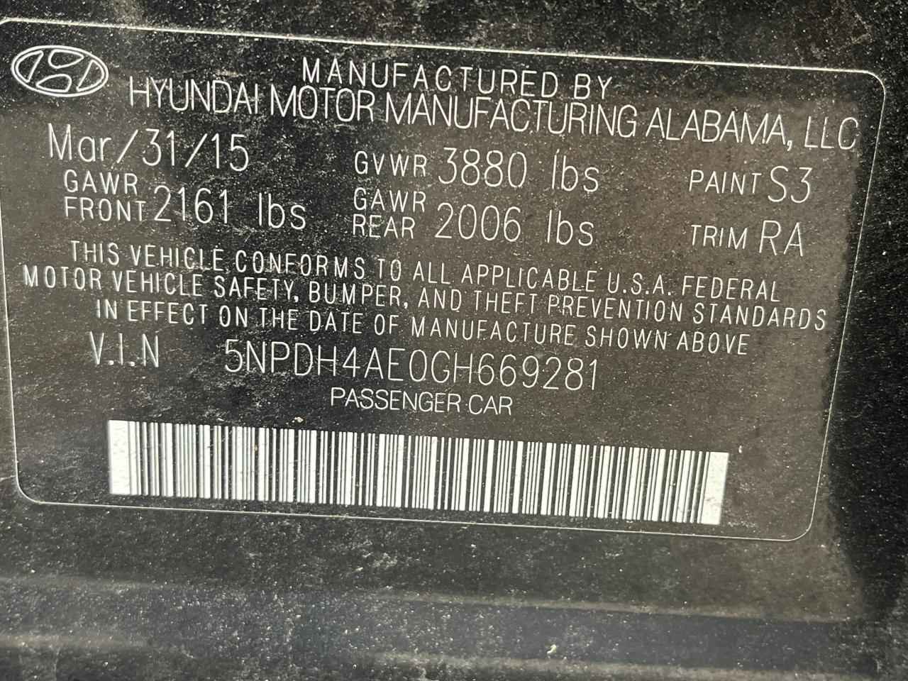 2016 Hyundai Elantra - Image 10