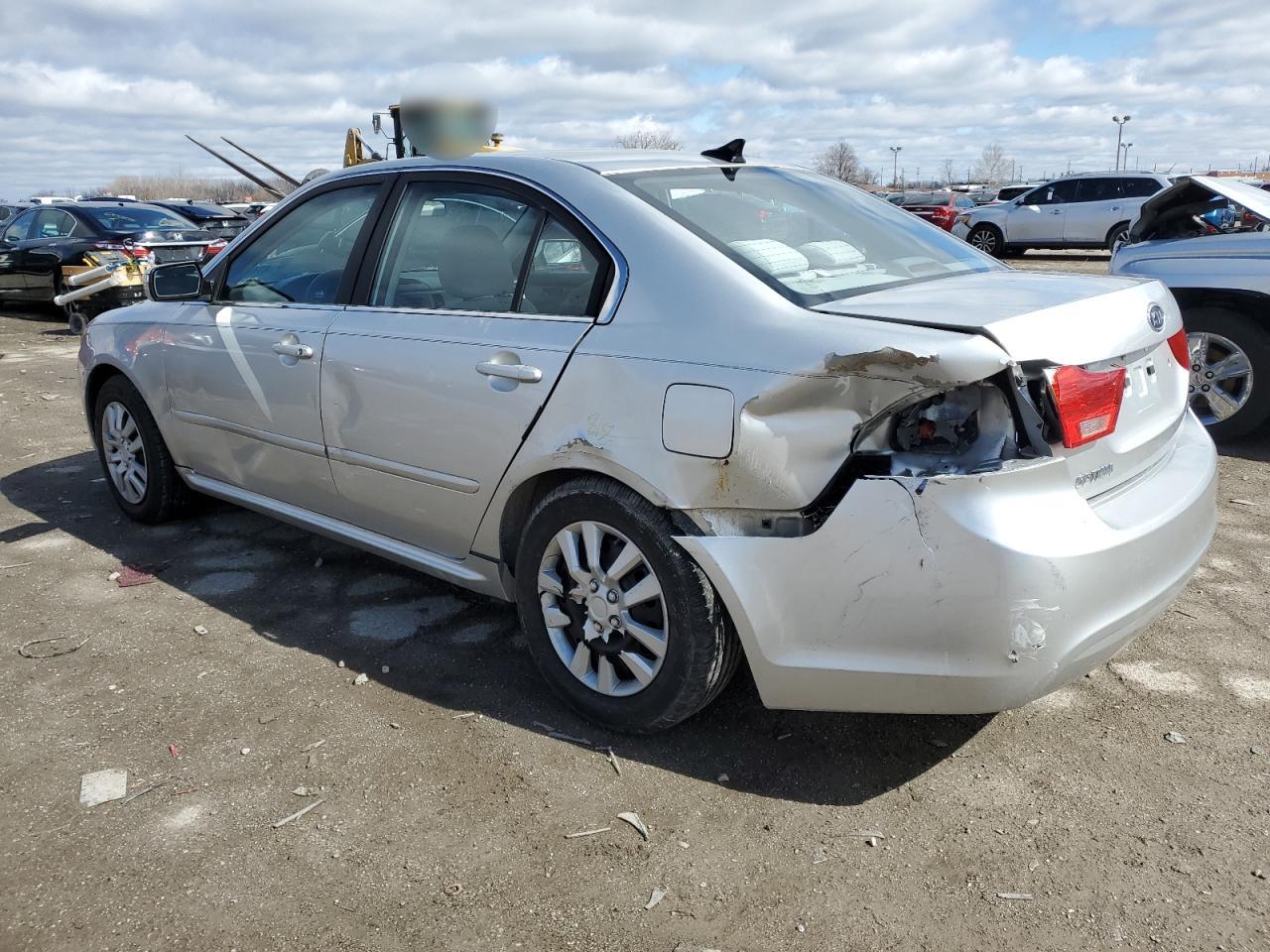 2009 Kia Optima - Image 2