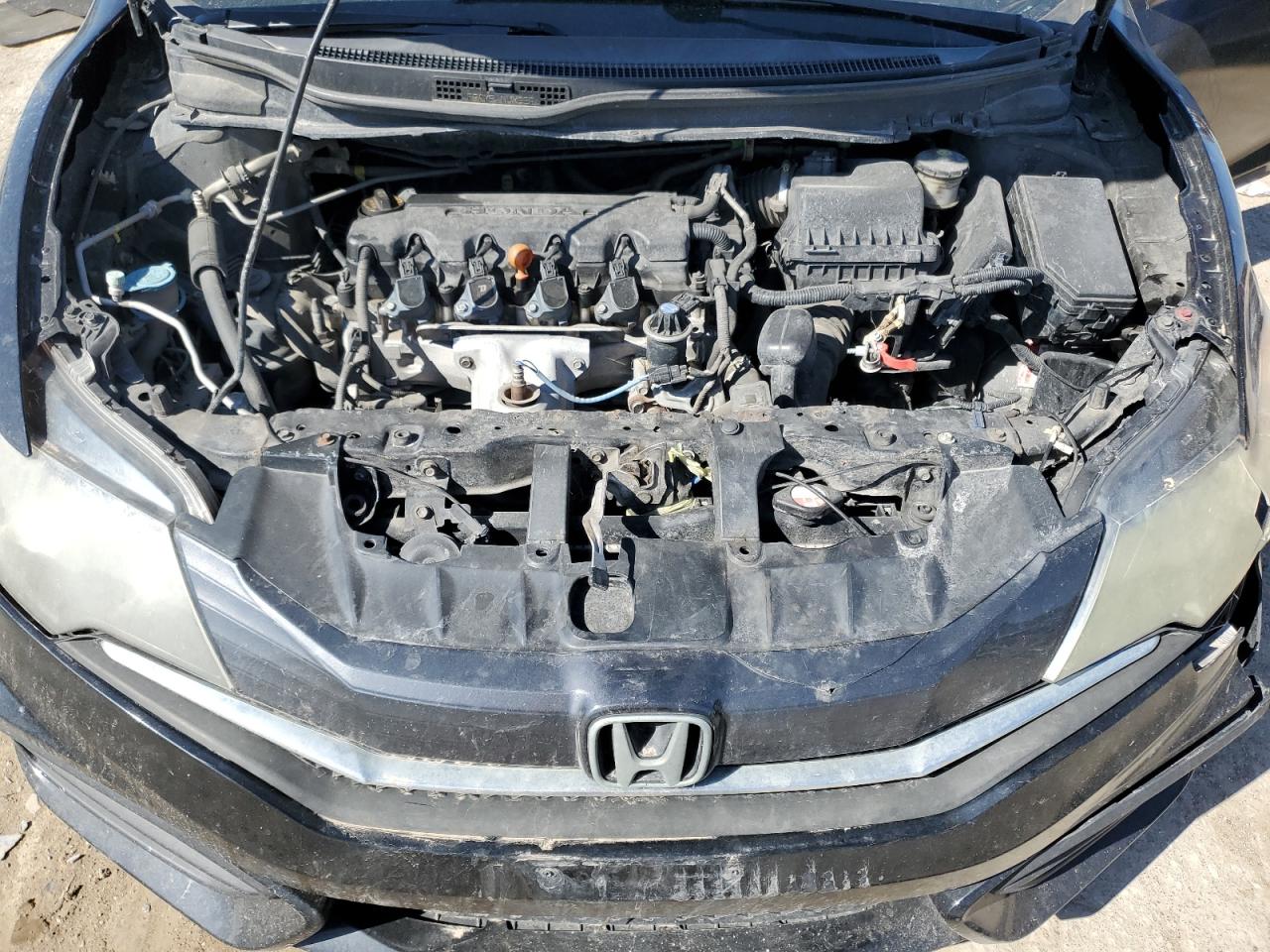 2015 Honda Civic - Image 13