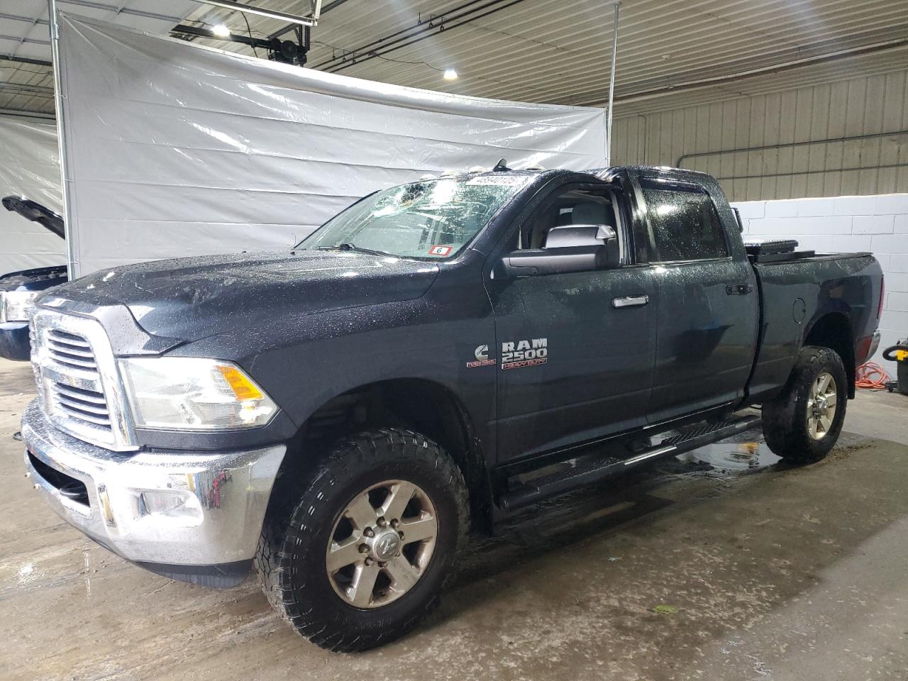 2014 Ram 2500 Slt zu verkaufen in Candia, NH - Side