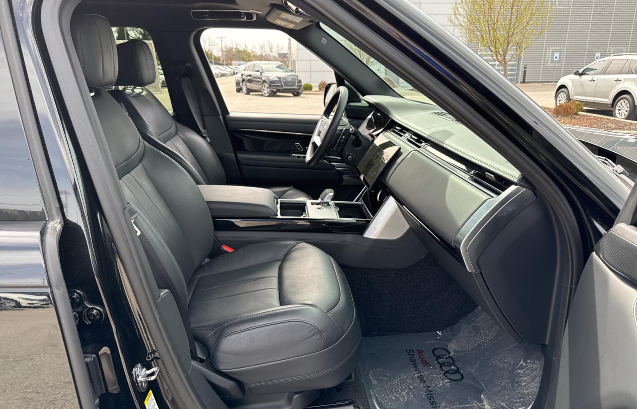 2024 Land Rover Range Rover - Image 5
