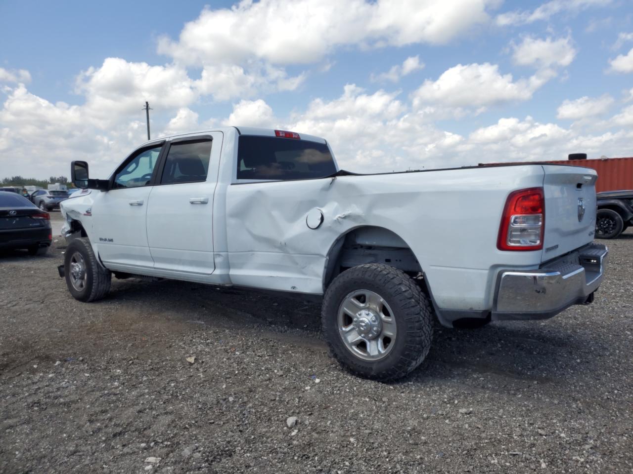 2022 RAM 2500 - Image 2
