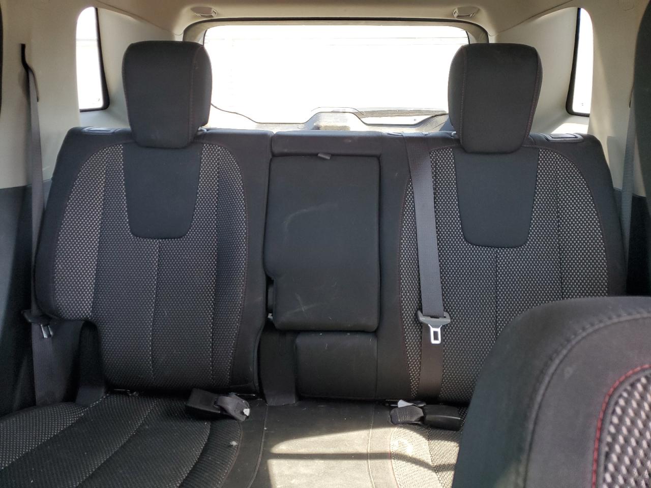 2017 GMC Terrain - Image 10