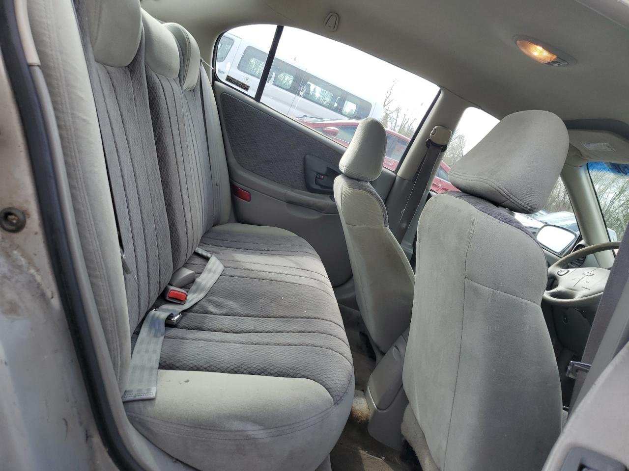 2000 Chevrolet Malibu - Image 10