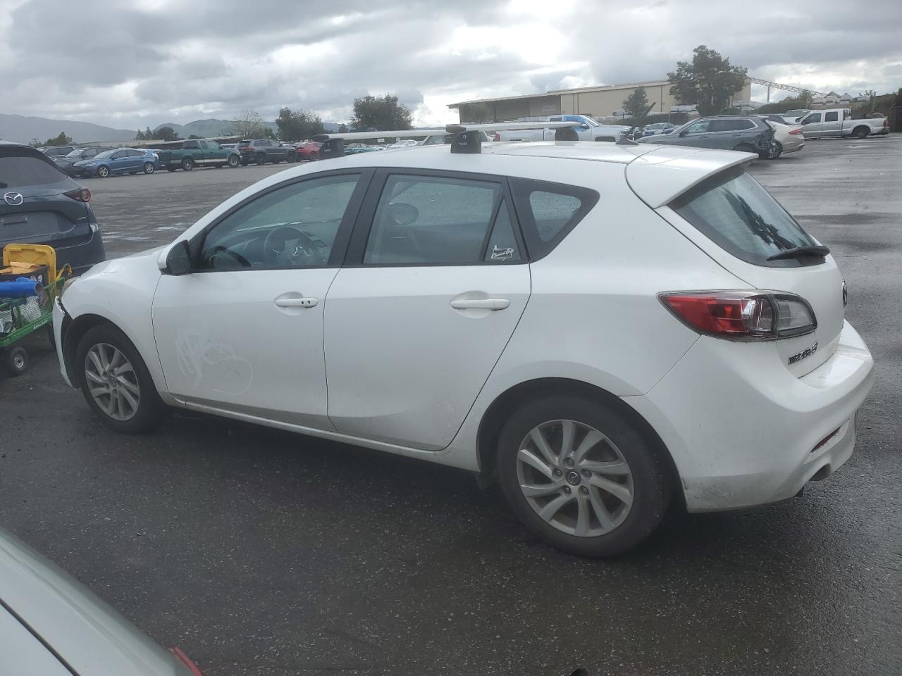 2013 Mazda 3 - Image 2