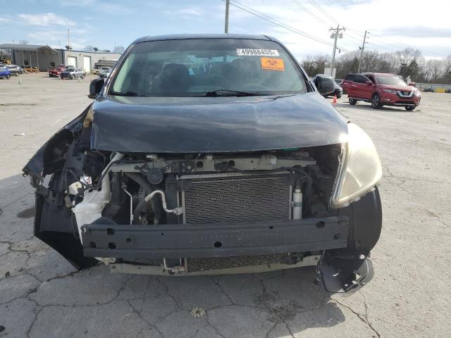 Sedans NISSAN VERSA 2014 Czarny