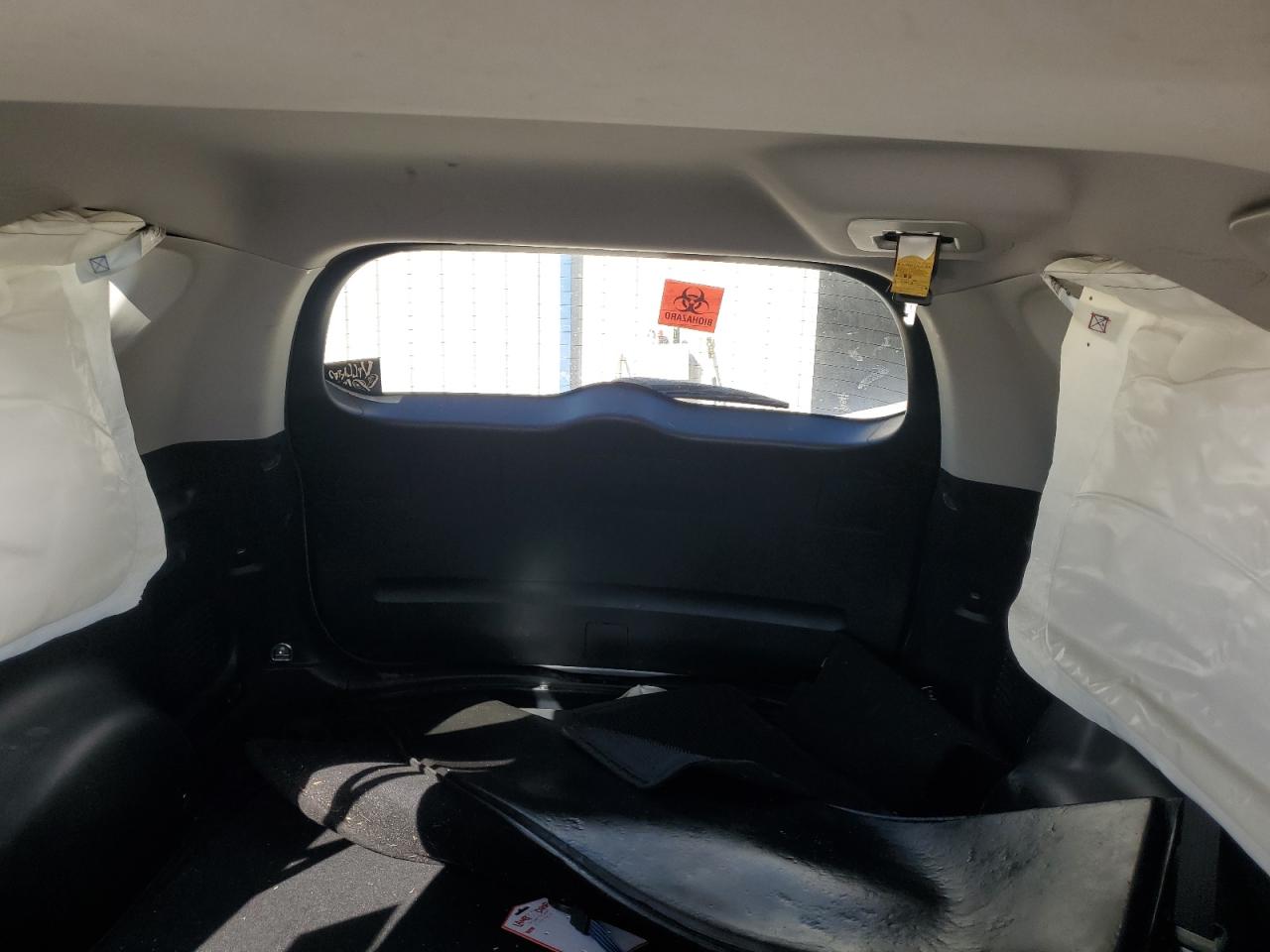 2015 Toyota RAV 4 - Image 10