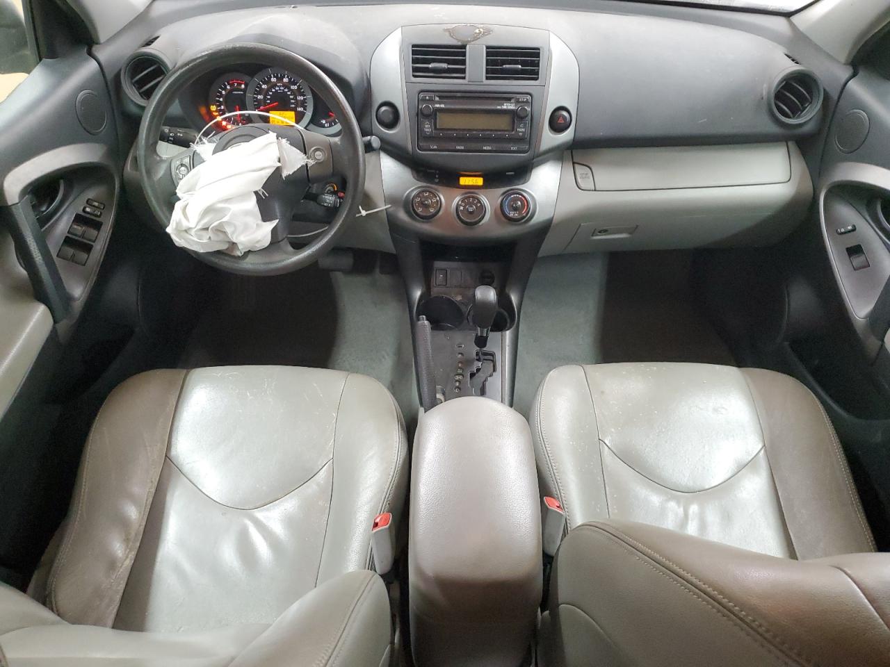 2012 Toyota RAV 4 - Image 8